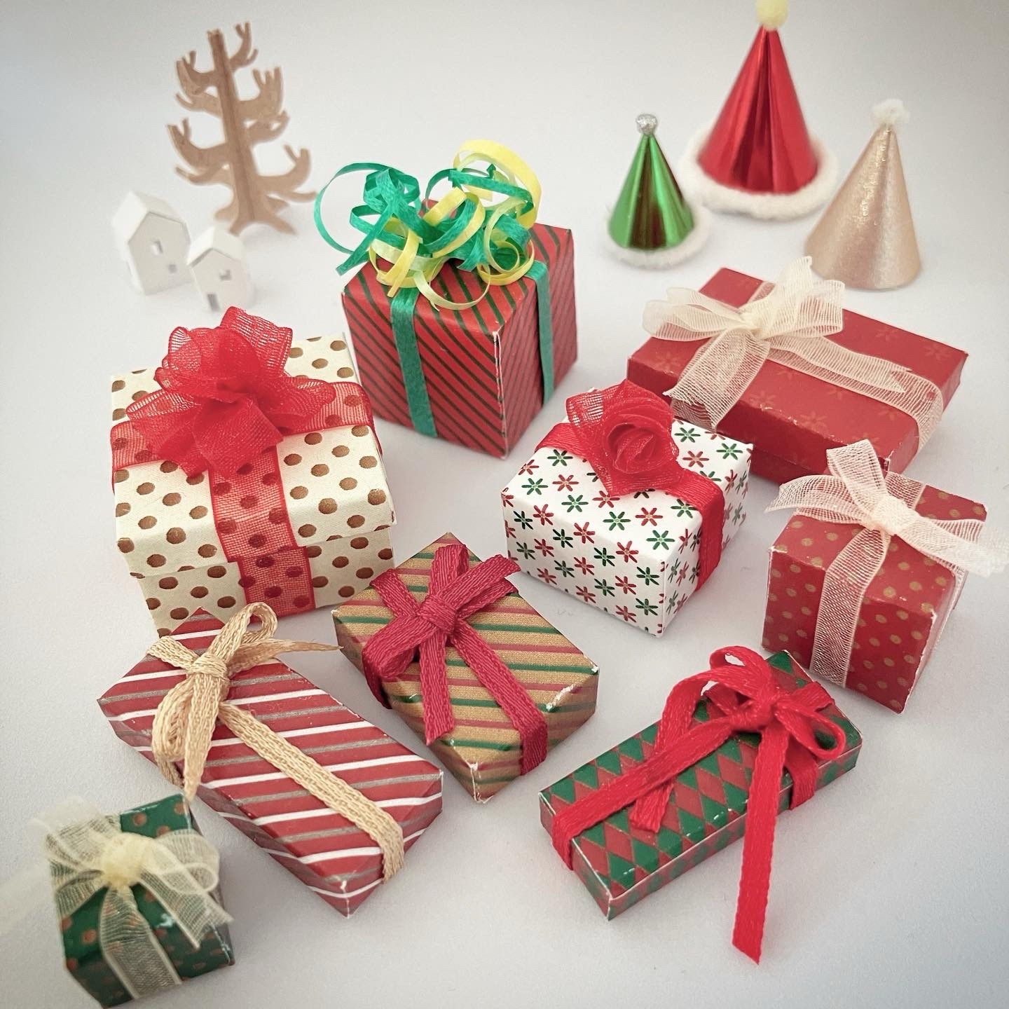 クリスマス プレゼントボックス無料イラスト素材集Lemon