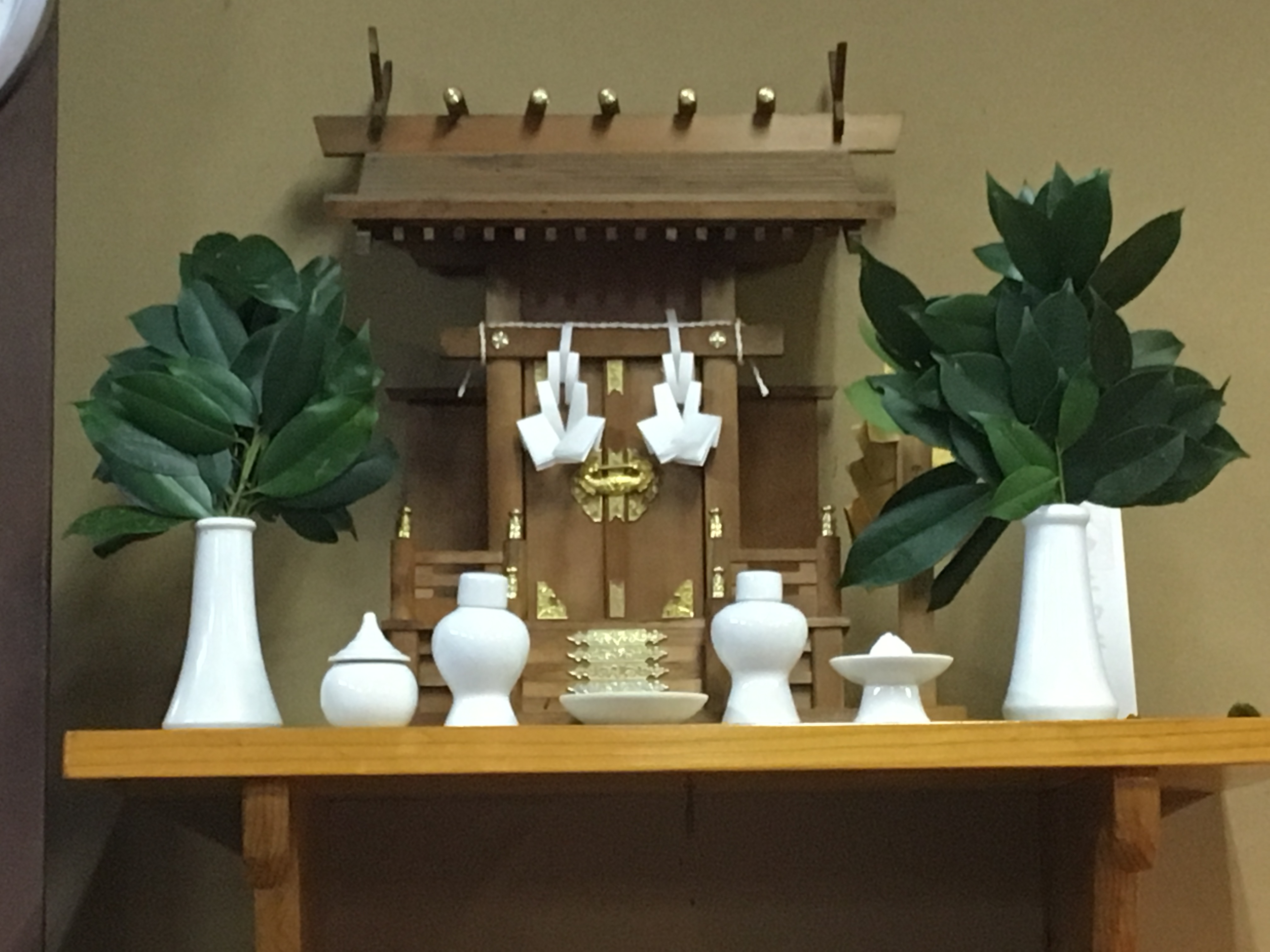 明けましておめでとうございます!お供え餅を神棚にあげておせちをいただきます - 貯め代のシンプルライフと暮らしのヒント