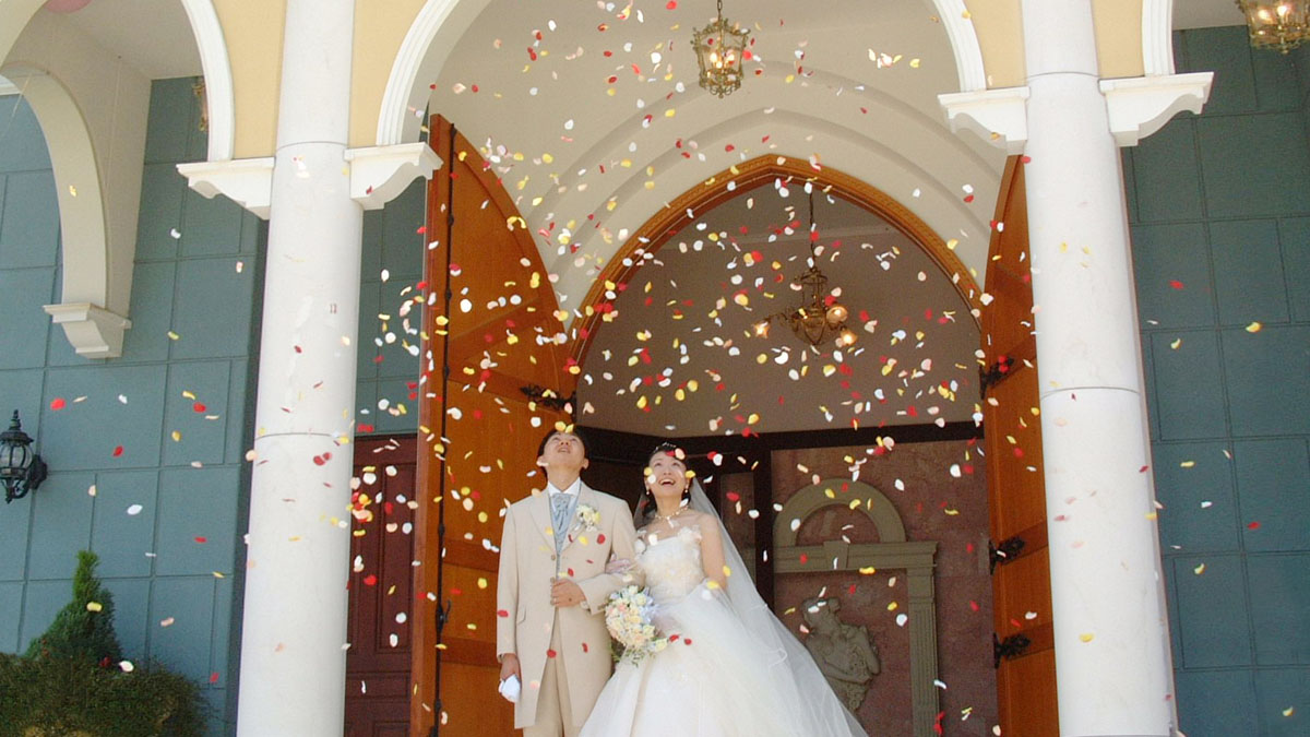 フラワーシャワー」について南青山ル・アンジェ教会