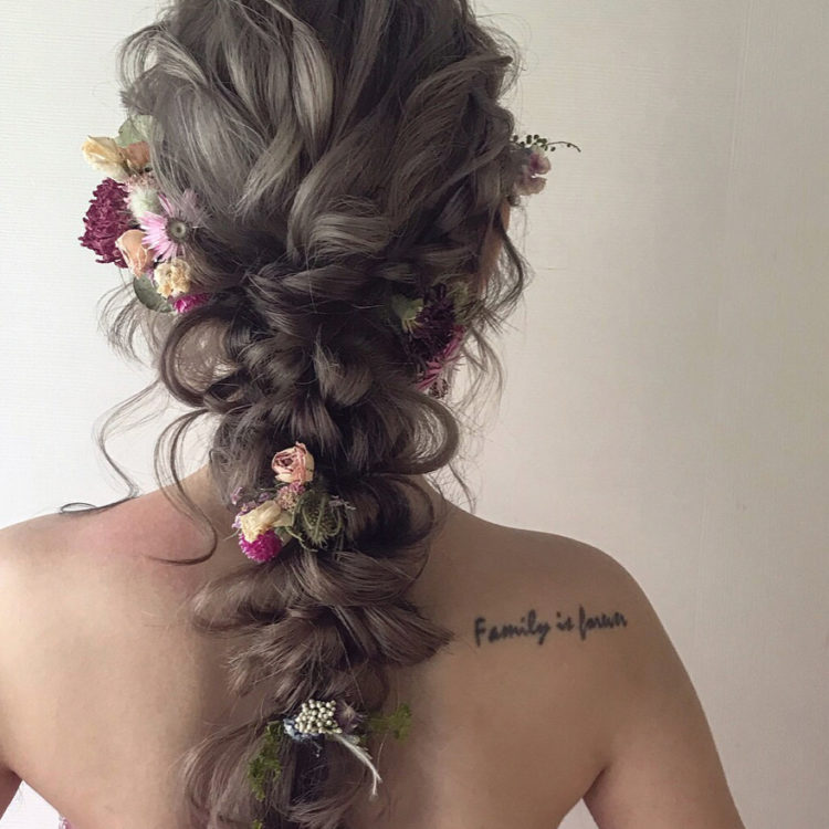 3 3 ショートヘア・編み込み風ハーフアップアレンジ結婚式・パーティーヘアアレンジAll About