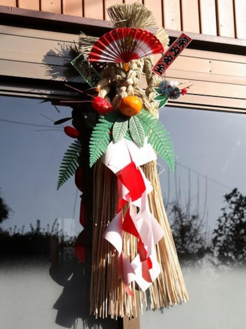 お正月飾りに使うウラジロ。hanahi.flower 花日