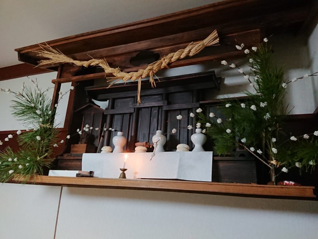 神棚の正月飾りってどうするの？飾り方や期間について大解説葬儀屋さん