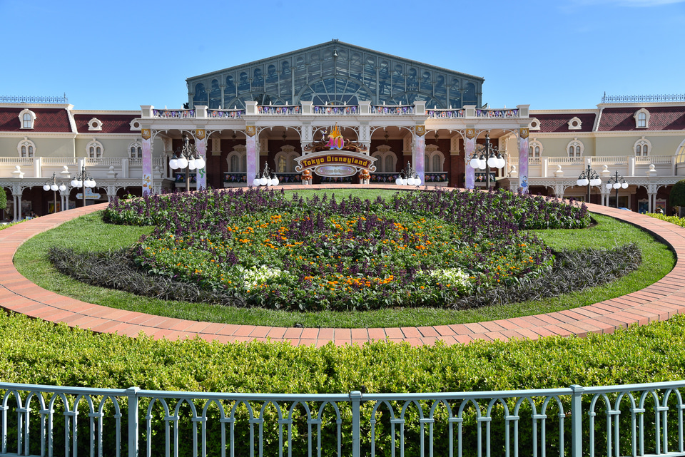 ディズニー・ハロウィーン開催中！ パークの気になるフォトスポットをぐるっと巡ってみたよ！ - トラベル Watch