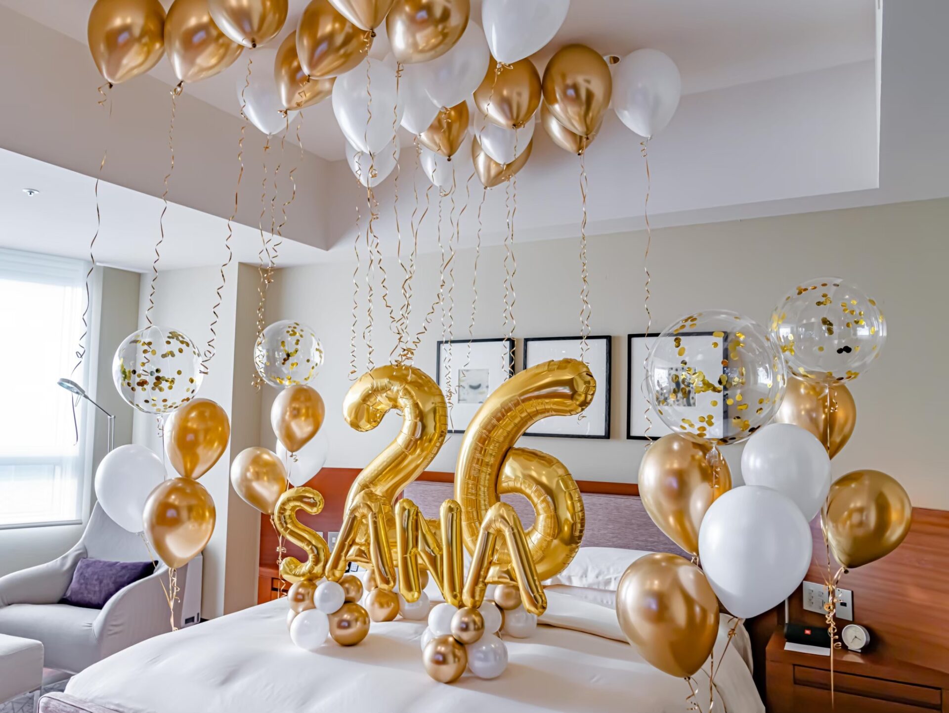 サプライズバルーンで感動の演出 誕生日バルーン装飾でお部屋を華やかにホテルニューオータニ幕張 千葉・海浜幕張