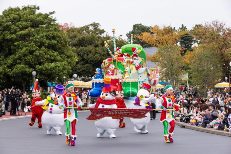 カリフォルニアディズニー クリスマスパレード2023, A Christmas Fantasy Parade昼の回 時間・鑑賞位置情報 ディズニーランド- YouTube