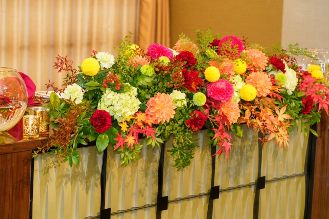 卒花さんレポ付き 和婚に取り入れて大成功なアイテムや演出まとめ - おしゃれな結婚式を綴るコラム ファルベ