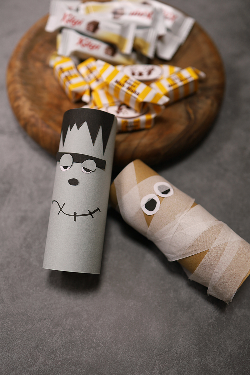 ハロウィンにぴったりなトイレットペーパー工作