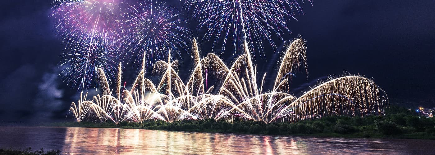 花火ならフィナーレの枝垂れ柳が好きだという話とはあまり関係のない話いつか決める