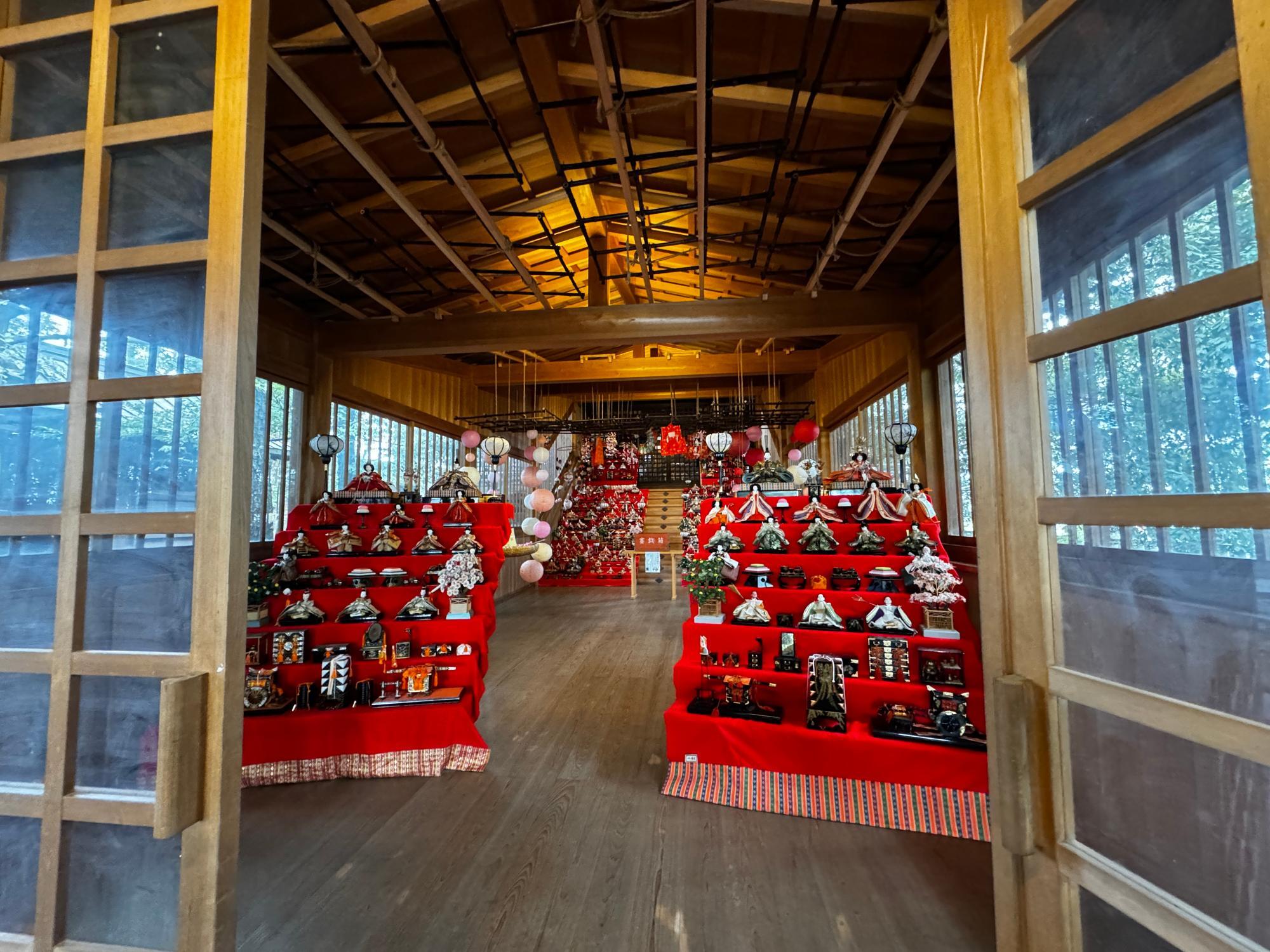 日本一高い29段 6.45ｍのピラミッドひな壇があるw ゜o゜ w ”鴻巣びっくりひな祭り2010”』埼玉県の旅行記・ブログ byMedinaさん フォートラベル