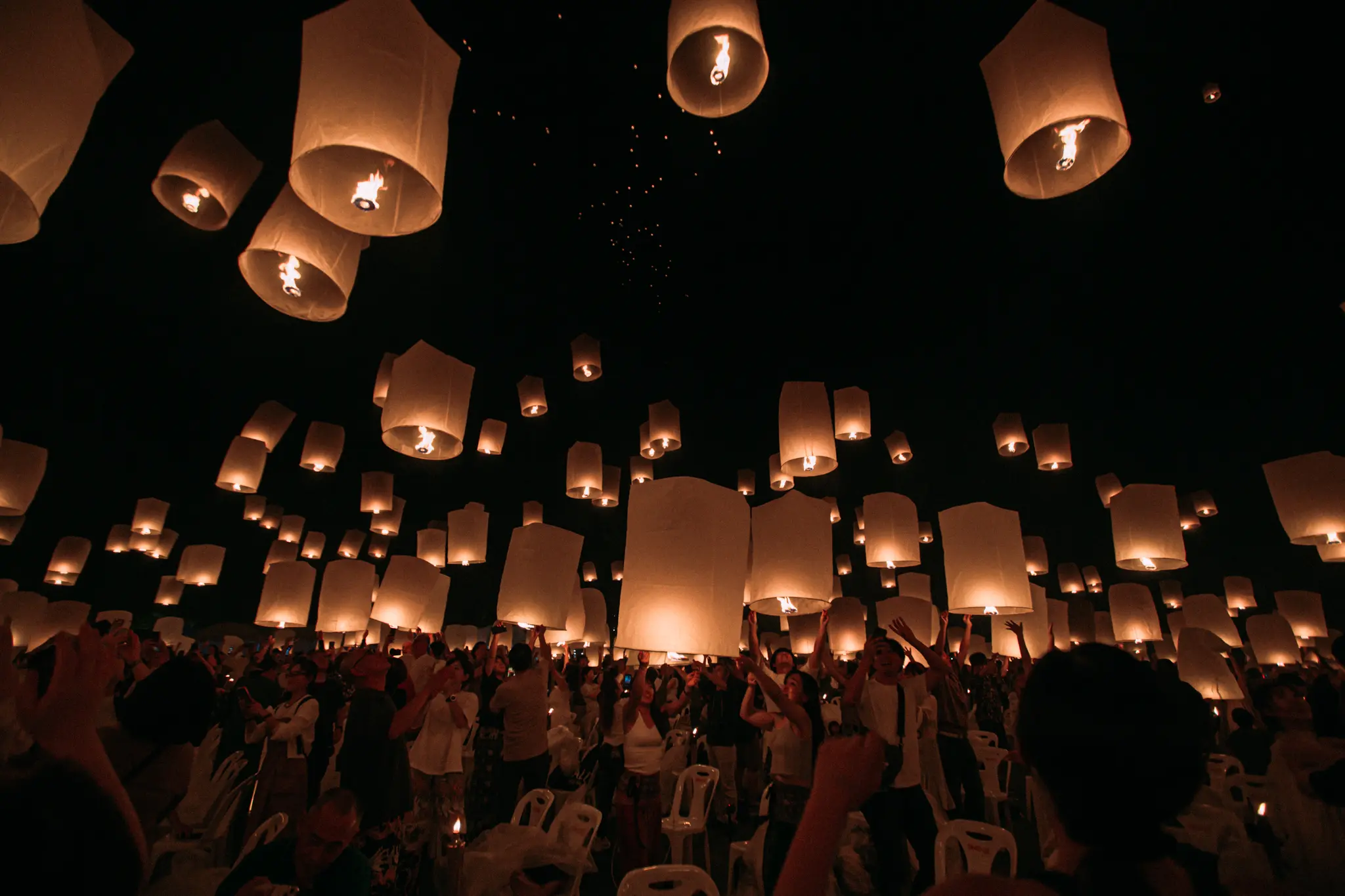 数量限定！タイ・チェンマイのコムローイ祭りツアー2025年11月開催TRAVEL WEST