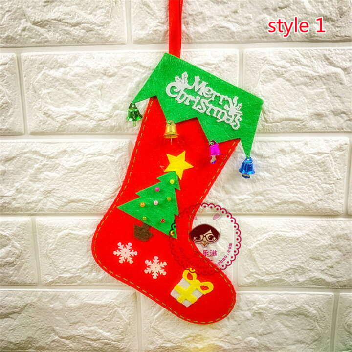 クリスマスブーツをフェルトで手作り♪自分で選んだお菓子を詰め合わせてプレゼントしよう〜ベビものいんふぉ