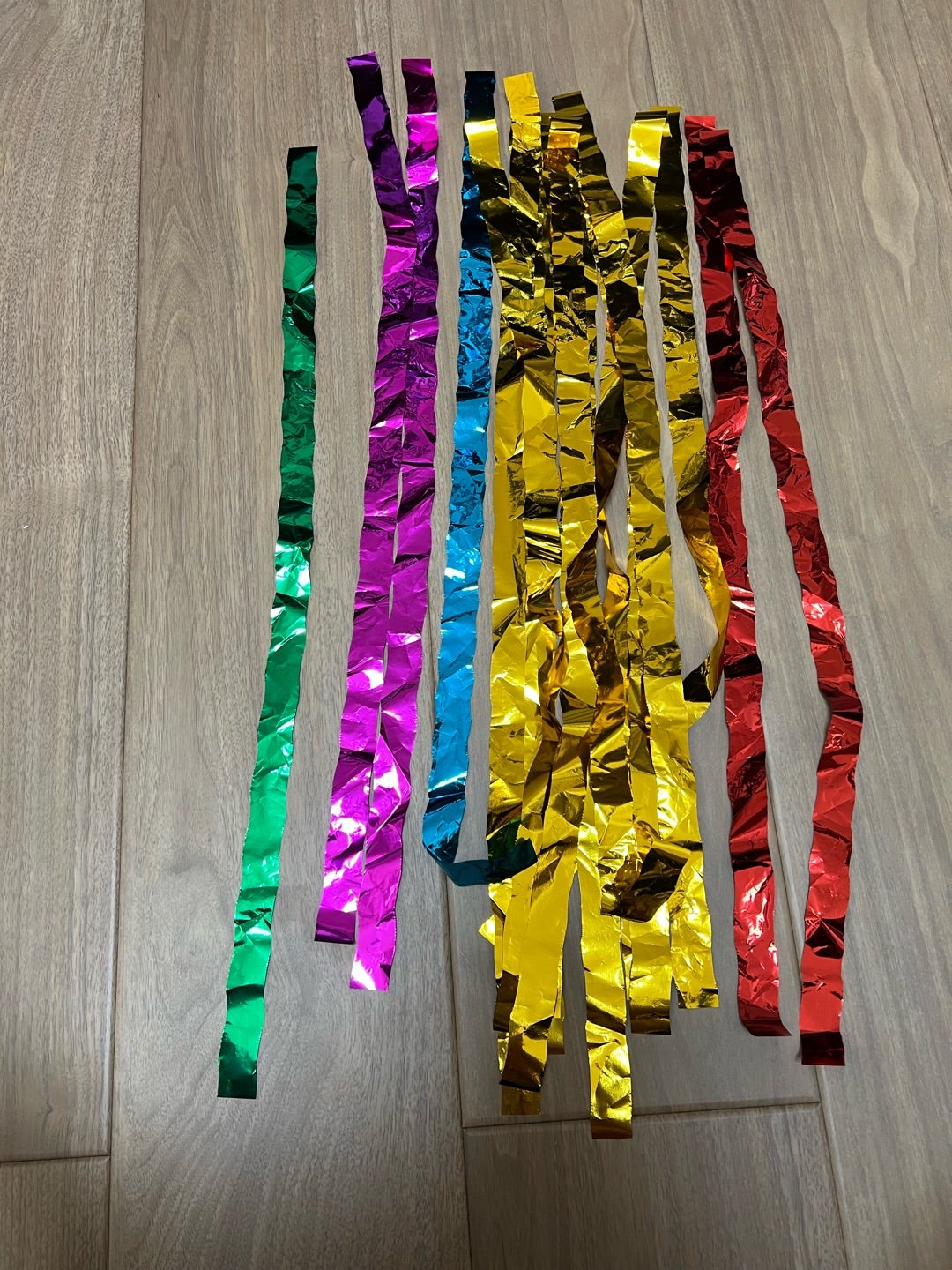 銀テープ収納ホルダー100均比較！ ダイソー・セリア・無印で買える切らない保管ケースやキーホルダーは？TABIZINE～人生に旅心を～