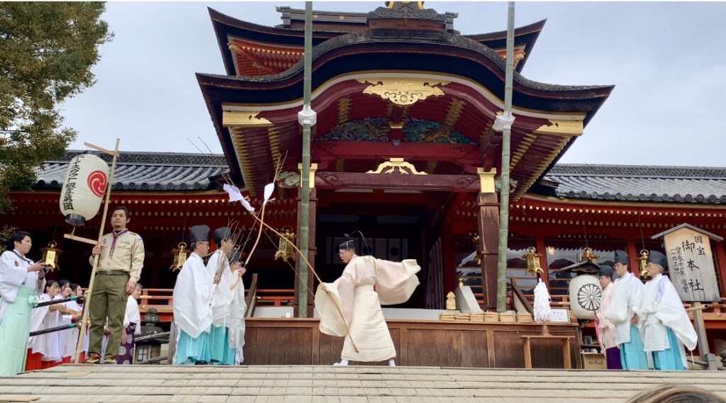鬼やらい神事がありました八幡市観光協会