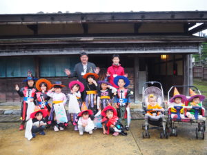 福島学院大学福島学院大学短期大学部保育学科 認定こども園の子どもたちを招いてハロウィンを体験しました☆