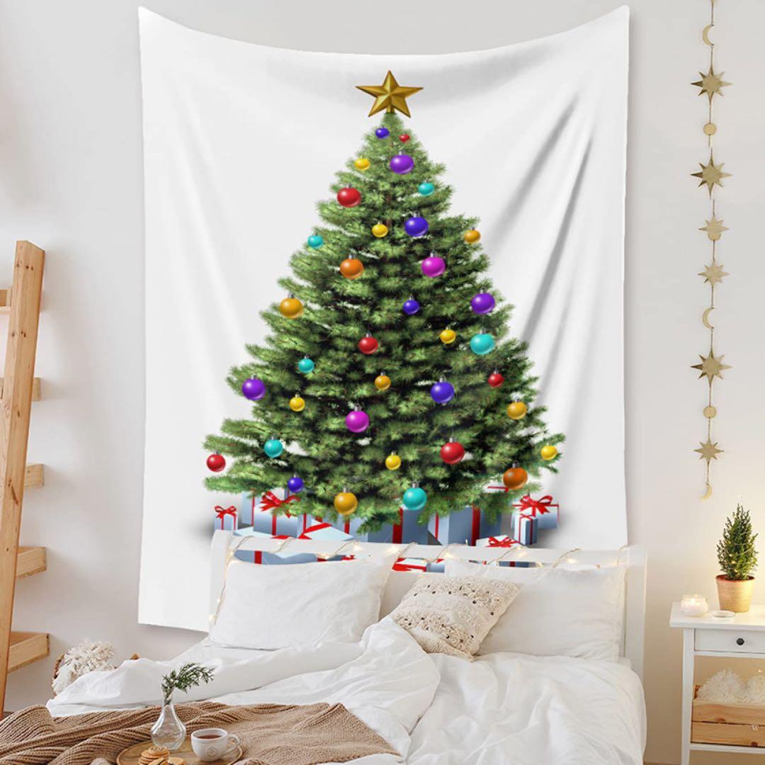 オーナメントを壁に飾り付けクリスマスウォールツリーの作り方ARCH DAYS