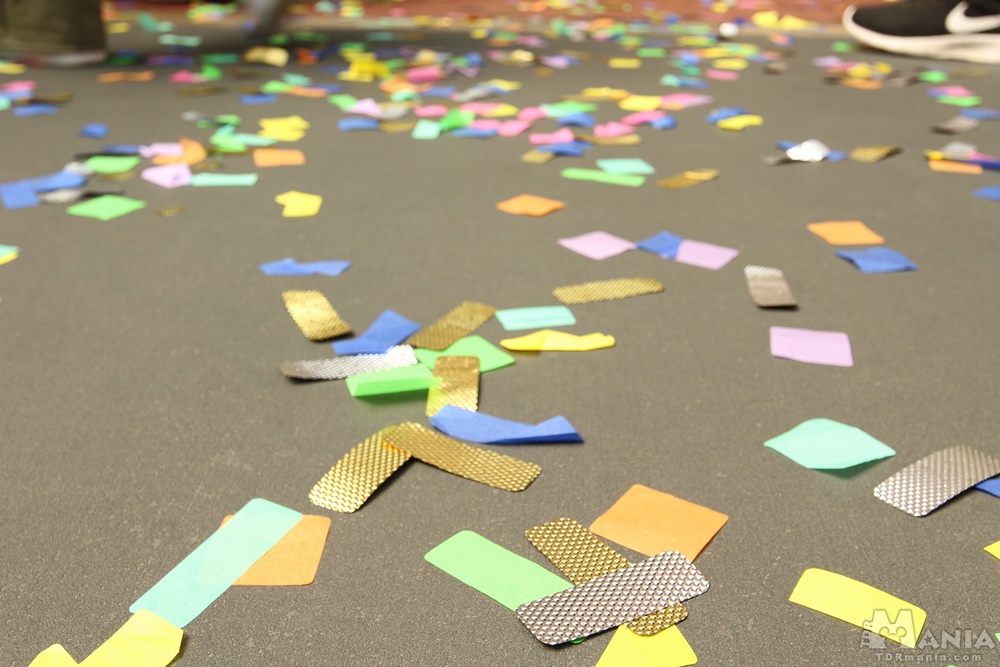 Snow Manから届いた銀テープをチャームにしたよnico にこ