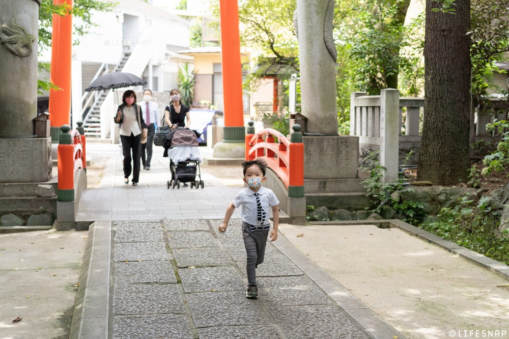 七五三写真で「赤ちゃん」と再会馬橋稲荷神社出張カメラマンに依頼するならat FOME アットホーム