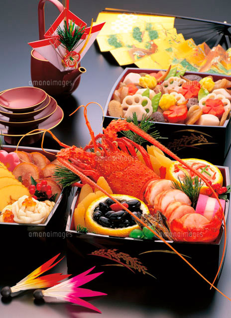 おせち料理のエビを食べる 写真素材7200218- フォトライブラリ