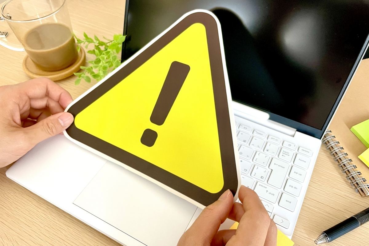 笑える誕生日メッセージ」のアイデア 23 件 2025笑える誕生日メッセージ, 誕生日 画像 おもしろ, おめでとう 画像