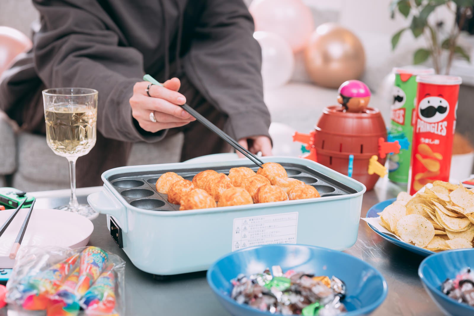 手描き風パーティーイラスト③のイラスト素材74352949- PIXTA