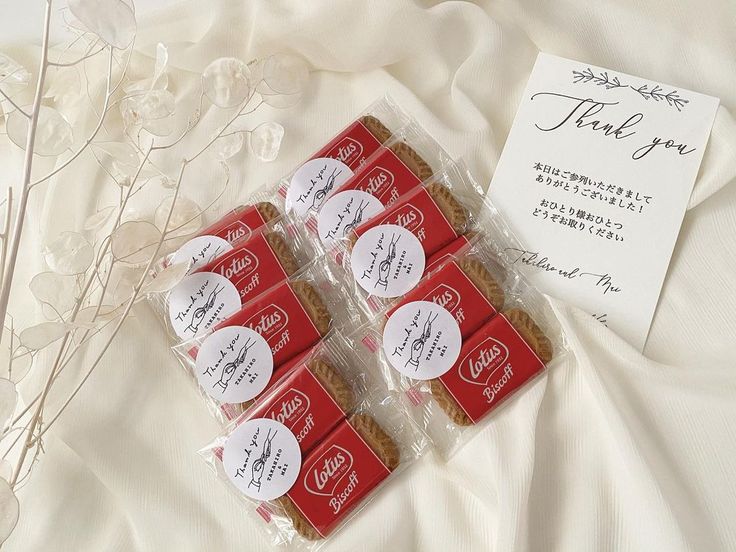 インスタで見つけた♡可愛すぎて真似したい『お菓子プチギフト』まとめ＊