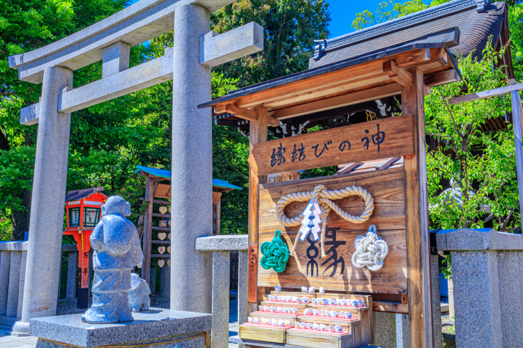 関西の龍神神社で最強パワースポット12選！龍にまつわるおすすめ神社を徹底解説 - 当たる占いセレクション