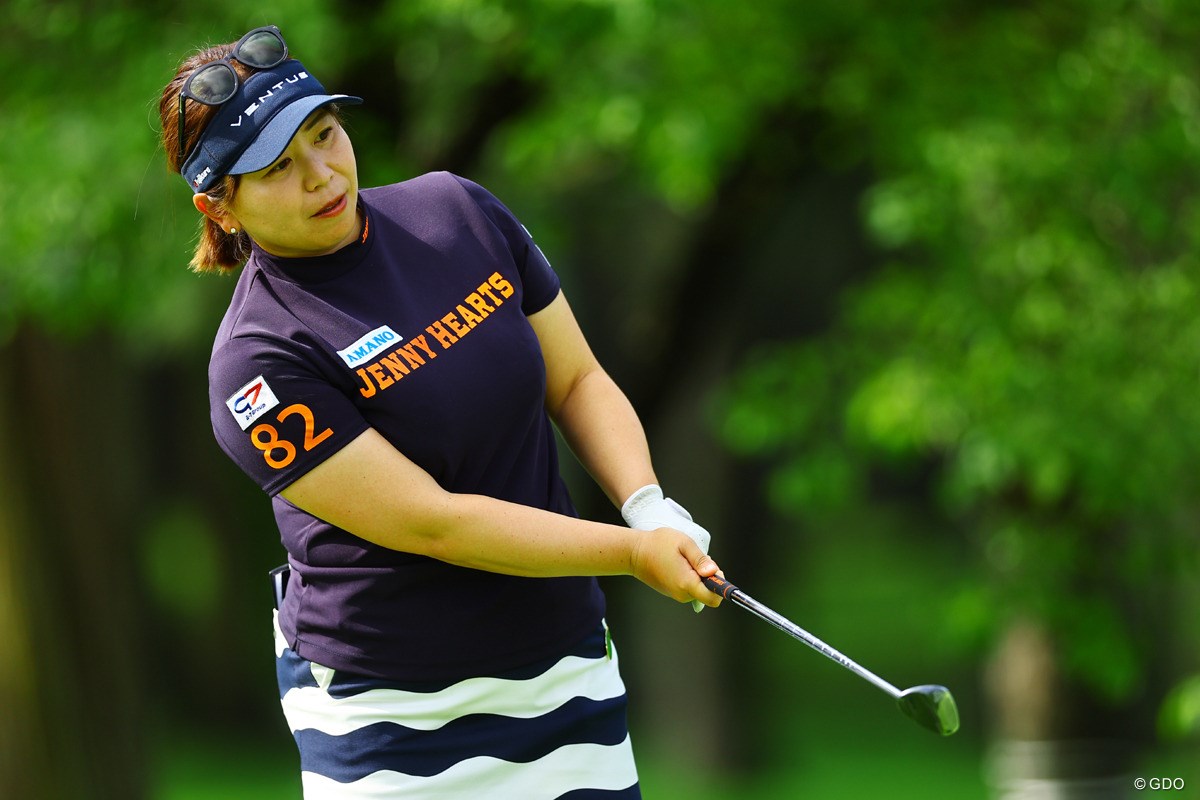 首位に1打差の3位スタート 吉田弓美子JLPGA日本女子プロゴルフ協会