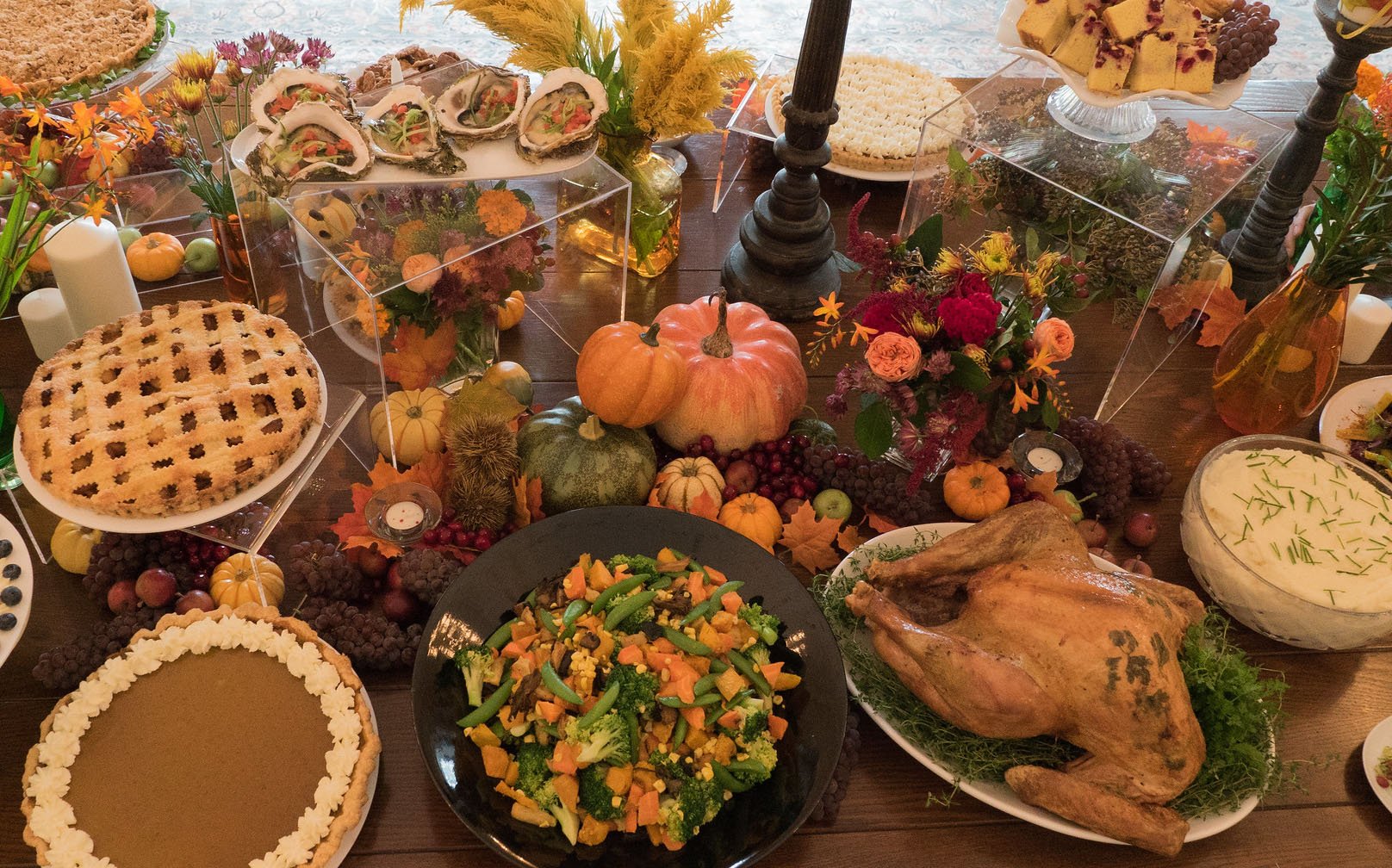 アメリカの感謝祭、空港利用者数が過去最高に １日で290万人 - 日本経済新聞