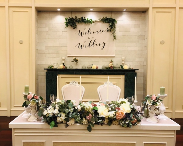 テーブル装飾のアイディアが知りたい！結婚式を華やかに演出するアイテムも