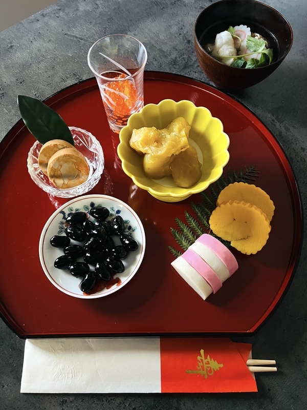 おせち料理の意味とは？知ればより楽しめる食材に込められた思いおせち料理特集・通販 2026年郵便局のネットショップ