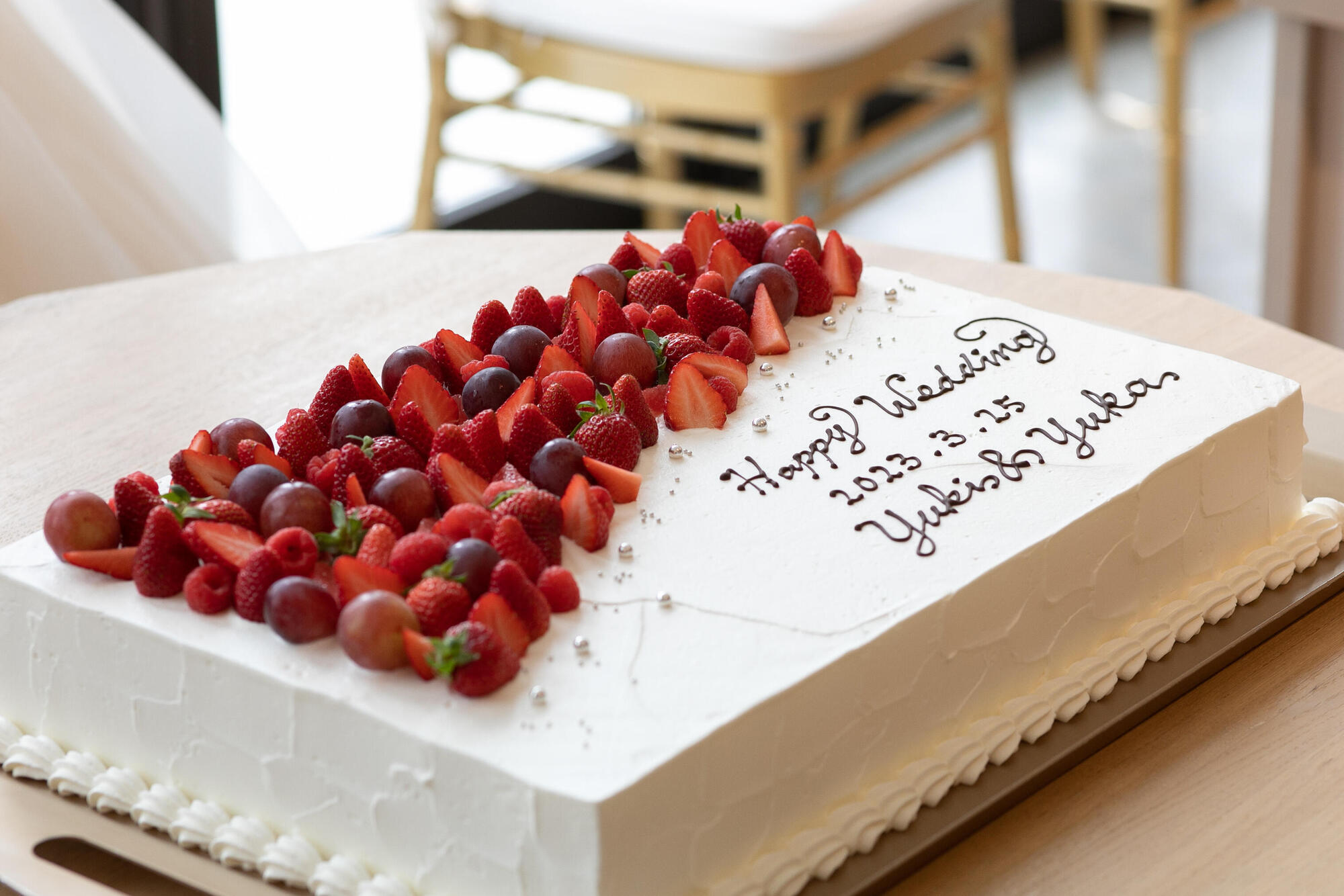 Amazon.co.jp: ウェディングケーキ クリスマス置物 オーナメント 5.25インチ ガラスハンギングオーナメント クリスマスツリーデコレーション花嫁 婚約 ブライダルシャワー 結婚日 記念日に : ホーム＆キッチン