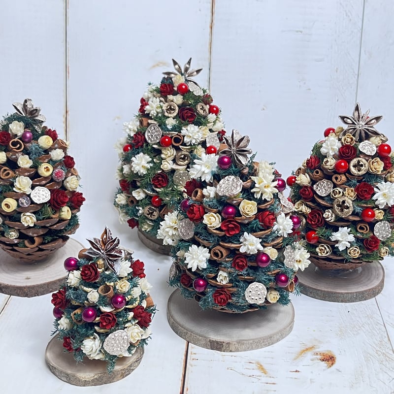 DIY ダイソーの商品だけで出来る♡松ぼっくりで作るクリスマスツリー🎄Pinecone Christmas tree