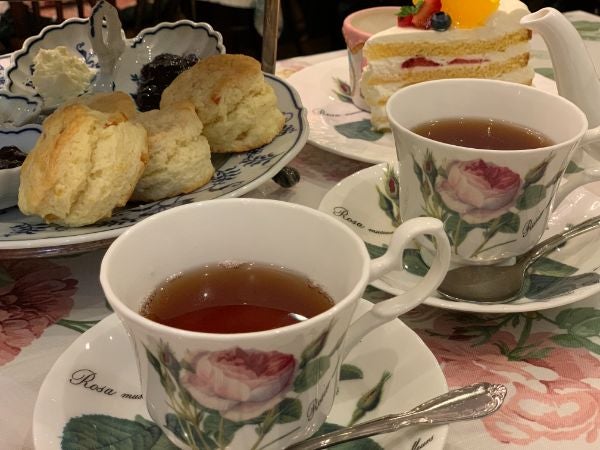 オールド・ローズ・ガーデン - SearchX