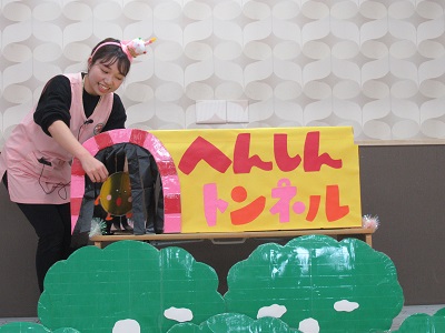 保育 ８月の誕生会にオススメの出し物特集！ 夏こどもっと 子育て・保育のための手遊び・体操共有サイト