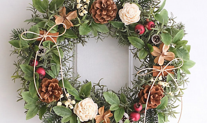 クリスマスリース直径25〜30ｃｍオシャレ かわいい ナチュラル お任せ デザイナー製作ハレルゥガーデン