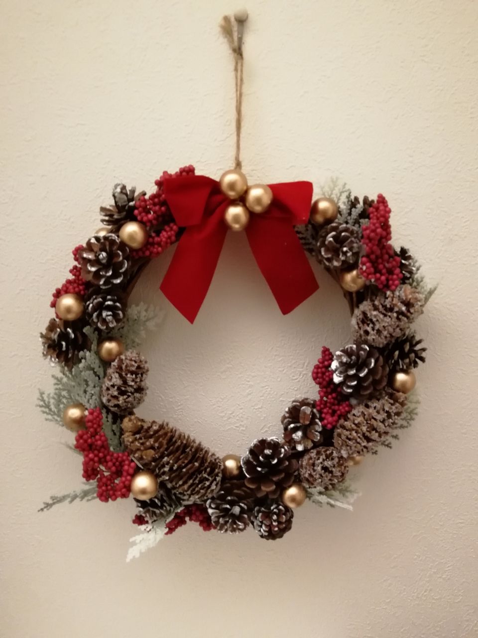 100均で手作りクリスマスリース : わたしのたからもの