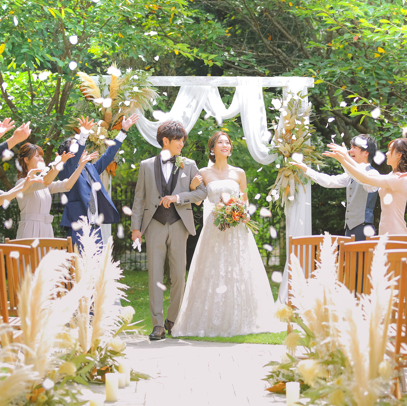 結婚式演出80選 最新版 定番からトレンド、ゲスト参加型、人気の挙式演出から披露宴演出まで♡ - DRESSY 公式 ウェディング ドレス・ファッション・エンタメニュース