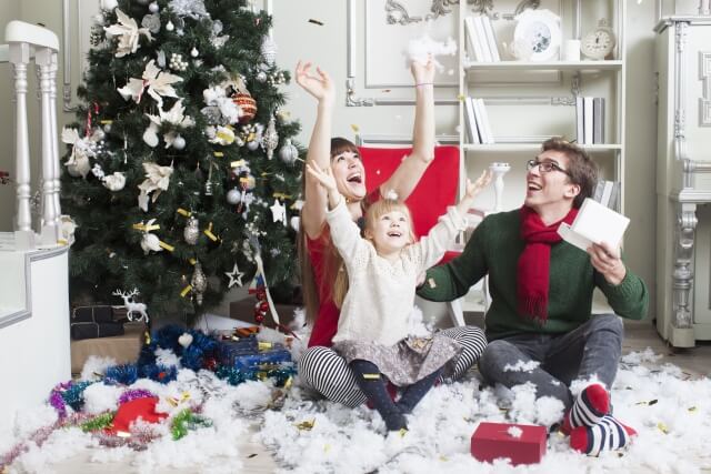 インターパーク 今年最後の授業はクリスマスパーティー☆ 乾杯して、ゲーム にカードに大盛り上がり♪インターパーク教室栃木県宇都宮市タミヤロボットスクール小学生向けプログラミング教室・ロボット教室