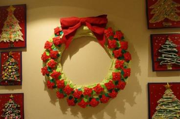 工作ネタ じゃばら折りでクリスマスツリー Christmas tree made by folding thebellows 12月高齢者レク保育知育創作飾り自立