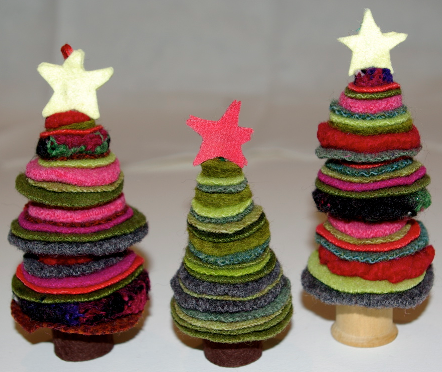 ハンドメイドレシピまとめ厳選23アイテム！手作りで簡単 クリスマスリースとオーナメント、くつ下をハンドメイドクロバー株式会社