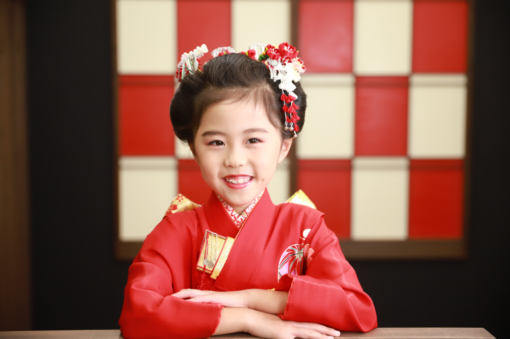 日本髪33七五三・唐人髷 ふりあり 桃割れ- YouTube