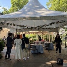 フェリーチェガーデン日比谷 での結婚式 料理・費用・衣裳プラン・ウェディングドレス～Dresses式場検索