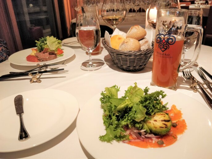 ニューヨークのクリスマス〜レストラン編〜 - 世界の花屋 フラワーギフト おしゃれな花の通販サイト