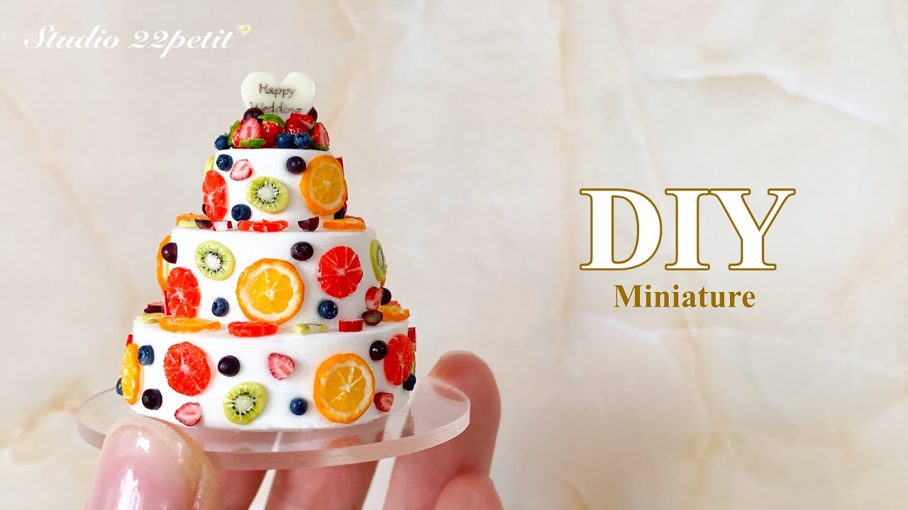 小さめサイズのウェディングケーキデザインカタログmarry マリー