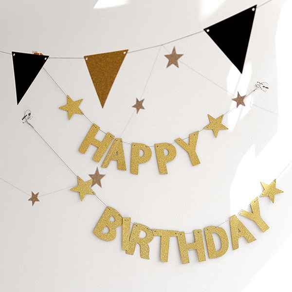 ママたちに聞きました！お誕生日の飾りつけ＆写真どうしてる？かぞくのきろく-写真整理のWebマガジン