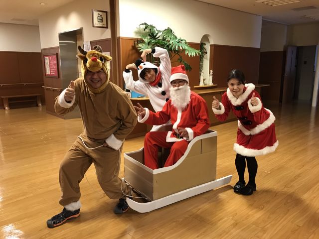 介護居室クリスマス会を開催♪生活サービス 公式 有料老人ホーム エデンの園聖隷福祉事業団
