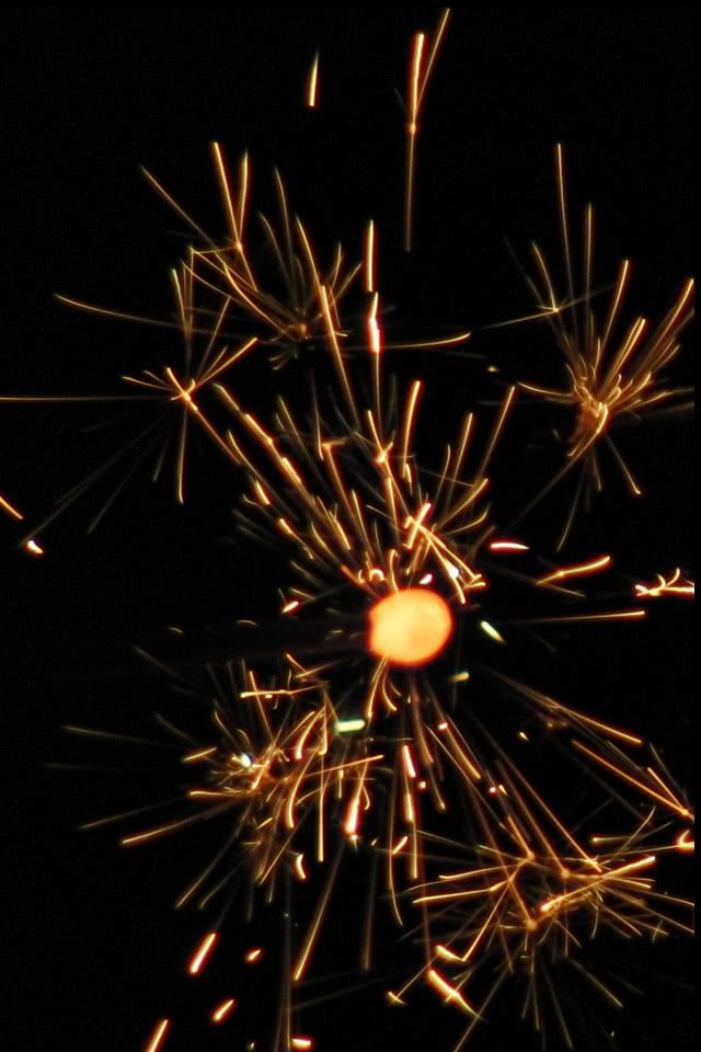 夏の風物詩「手持ち花火」をミラーレスカメラで撮影してみた