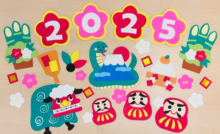 1月の壁面装飾「しめ縄」－紙で作るお正月飾り