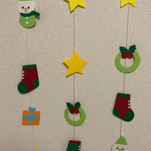 クリスマス ツリー サンタさん トナカイ 画用紙 壁面飾り ガーランド 保育教材 - メルカリ