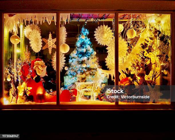 ショーウインドウのクリスマス商戦 - Tokyo Camera Walking